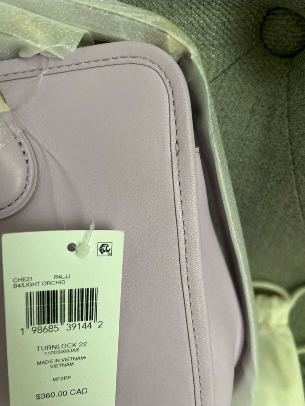 Coach Buy Now Turnlock Tote Bag 22 in B4 / Light Orchid - Picture 5 of 16